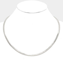 Load image into Gallery viewer, Silver 20&quot; Metal Omega Choker Necklace
