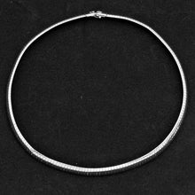 Load image into Gallery viewer, Silver 18&quot; Metal Omega Choker Necklace
