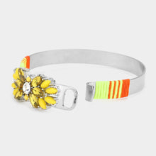 Load image into Gallery viewer, Yellow Resin Utopian Petal Bracelet
