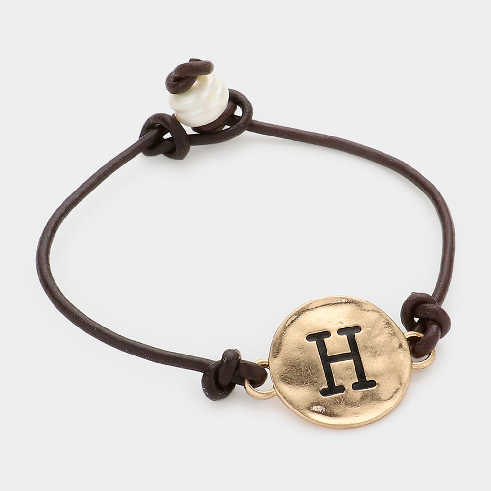 Letter H Monogram Metal Disc Pearl Pointed Bracelet