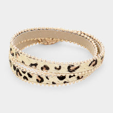 Load image into Gallery viewer, Leopard Leather Wrap Snap Button Closure Bracelet
