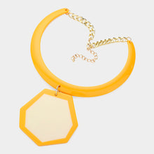 Load image into Gallery viewer, Yellow Oversized Resin Geometric Pendant Statement Necklace
