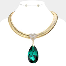 Load image into Gallery viewer, Emerald Rhinestone Pave Heart Teardrop Stone Link Necklace
