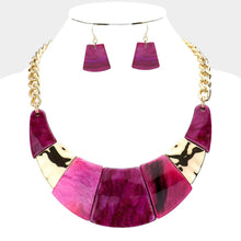 Load image into Gallery viewer, Red Marble Print Resin Curved Bib Necklace
