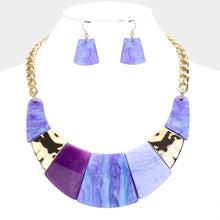 Load image into Gallery viewer, Marble Print Resin Curved Bib Necklace
