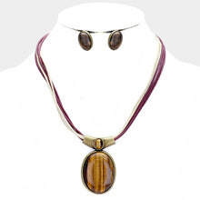Load image into Gallery viewer, Gold Oval Natural Stone Pendant Necklace
