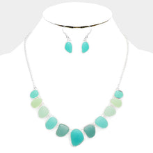 Load image into Gallery viewer, Silver Two Tone Sea Glass Pebble Collar Necklace
