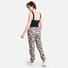 Load image into Gallery viewer, Green Camouflage Patterned Loungewear Pants
