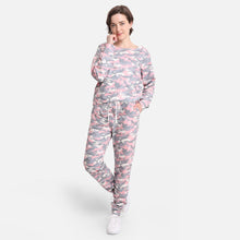 Load image into Gallery viewer, Pink Camouflage Patterned Loungewear Pants
