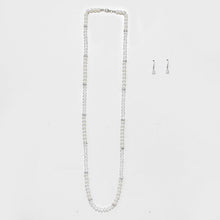Load image into Gallery viewer, Cream Metallic Bead &amp; Pearl Long Necklace
