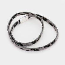 Load image into Gallery viewer, Gray Leopard Pattern Faux Leather Wrap Bracelet
