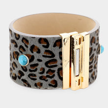Load image into Gallery viewer, Gray Leopard Leather Turquoise Round Magnetic Bracelet
