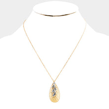 Load image into Gallery viewer, Gold Hammered Teardrop Leaf Charm Pendant Necklace
