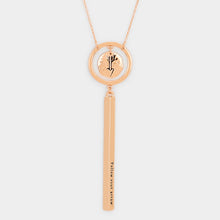 Load image into Gallery viewer, Rose Gold Follow your arrow _ Patterned Arrow Necklace
