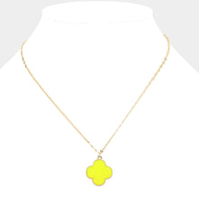 Load image into Gallery viewer, Yellow Druzy Quatrefoil Pendant Necklace
