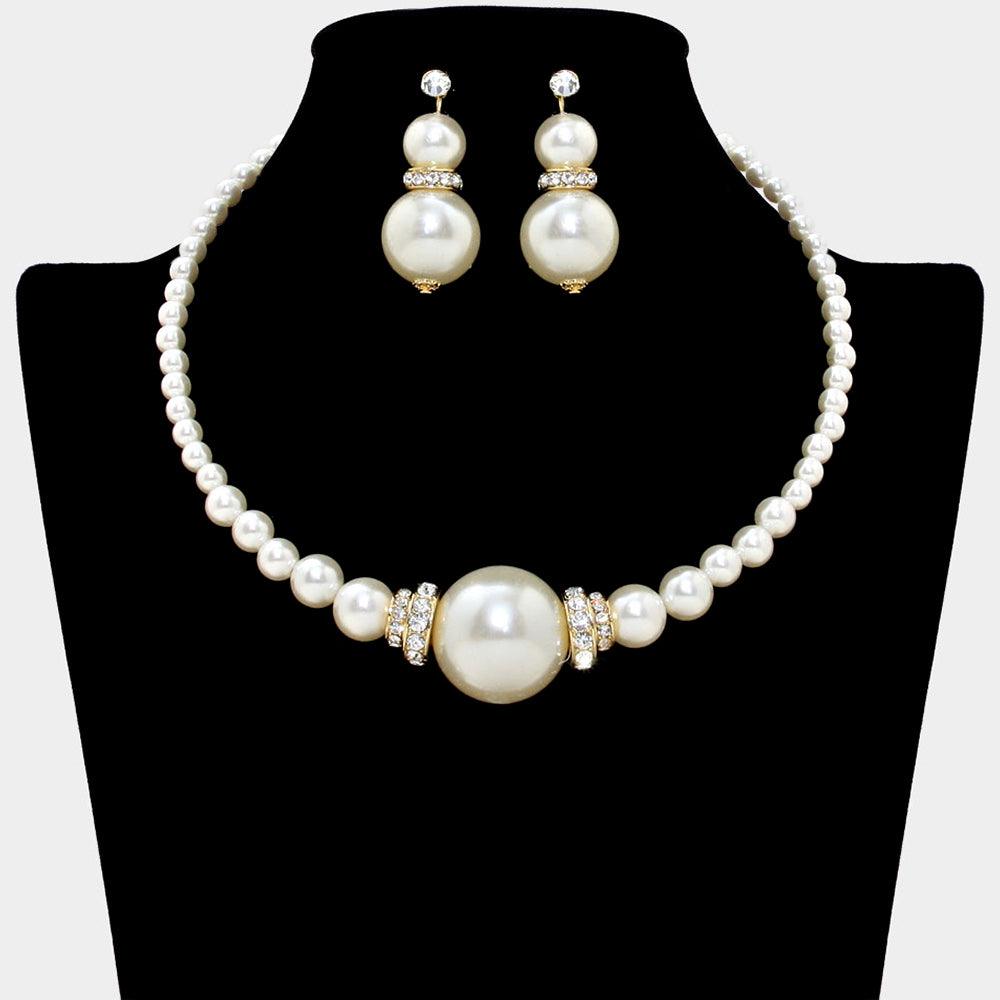 Cream Pearl Necklace