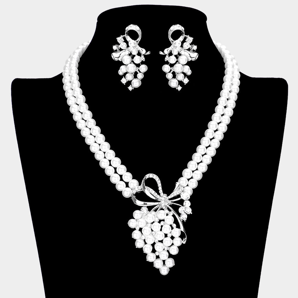 White Pearl Grape Pendant Necklace