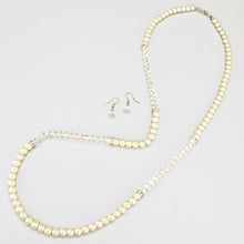 Load image into Gallery viewer, Cream Stone Accented Pearl Necklace
