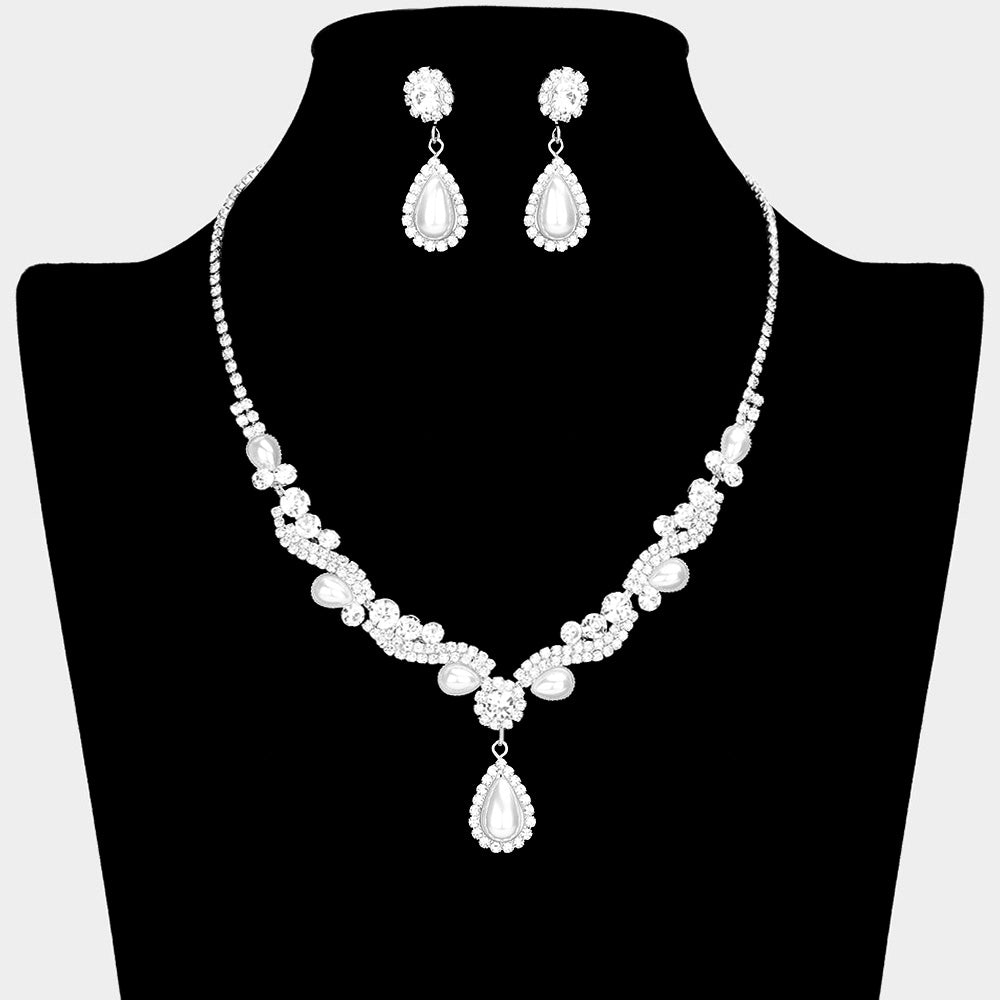 White Teardrop Pearl Pointed Rhinestone Necklace