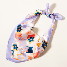 Load image into Gallery viewer, Lavender Flower Pattern Scarf
