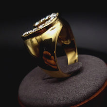 Load and play video in Gallery viewer, Mens Ring Gold Horseshoe Stainless Steel Ring Good Luck
