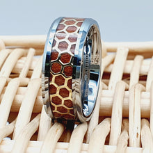 Load image into Gallery viewer, Tungsten Rings for Men Wedding Bands for Him Womens Wedding Bands for Her 8mm Beveled Honeycomb Rosewood Inlay Yellow Gold - ErikRayo.com
